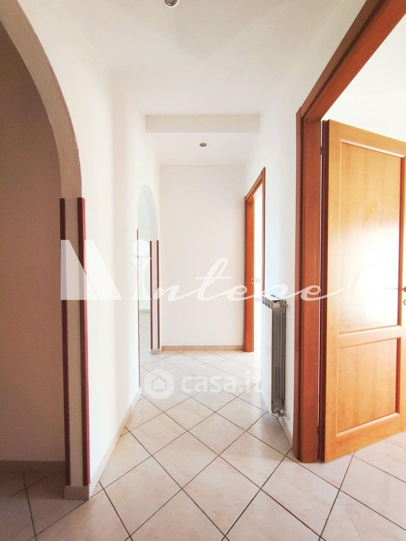 Trilocale in Via Gabriele d'Annunzio — foto 16 di 25