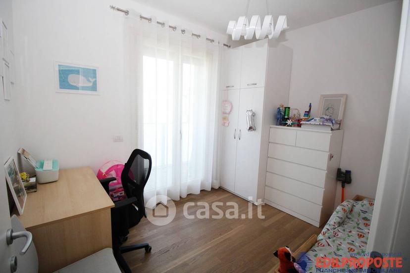 Trilocale in Via Pietro Maroncelli 26 — foto 22 di 31