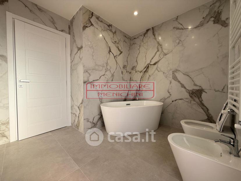 Trilocale in Via Camillo Benso Cavour — foto 34 di 126