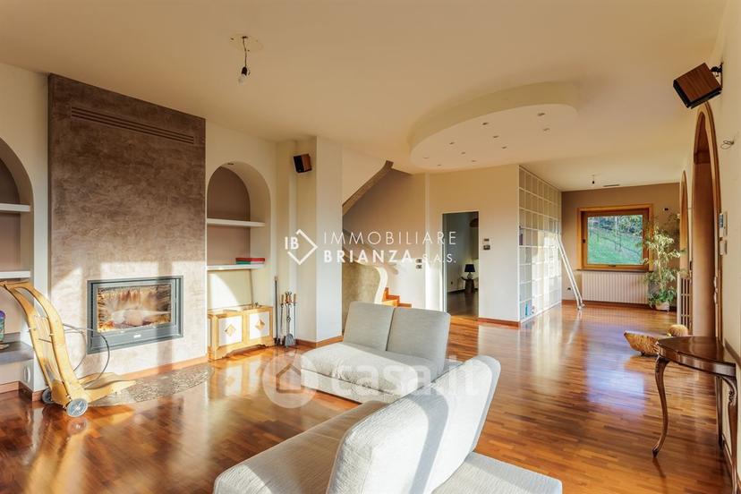 Villa in Viale John E Robert Kennedy — foto 15 di 34