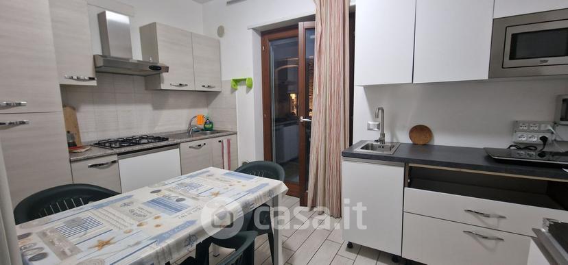 Stanza in Viale Cappuccini 3 — foto 22 di 43