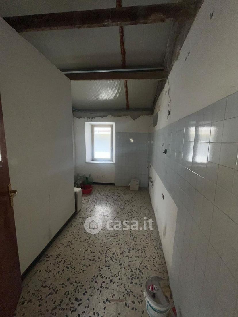 Trilocale in Via Sambuco — foto 3 di 9