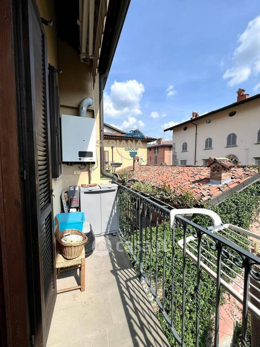 Trilocale in Via Duca d'Aosta — foto 23 di 29