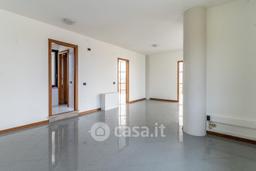 Quadrilocale in Via Roma 50053