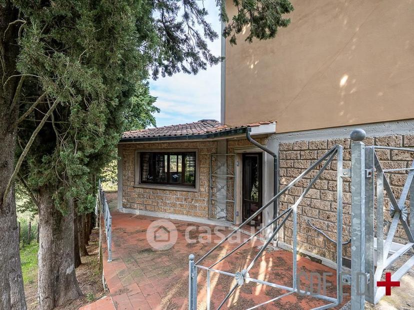 Villa in Strada Statale 439 Sarzanese Valdera 18 — foto 16 di 131