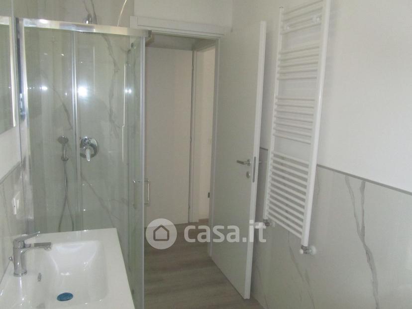 Trilocale in Via Monte Nero 26 — foto 19 di 29