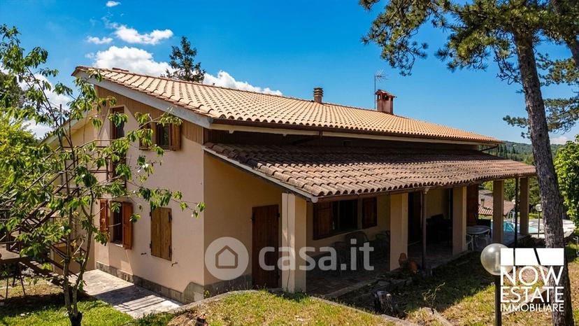 Villa in Passo della Scheggia — foto 4 di 49