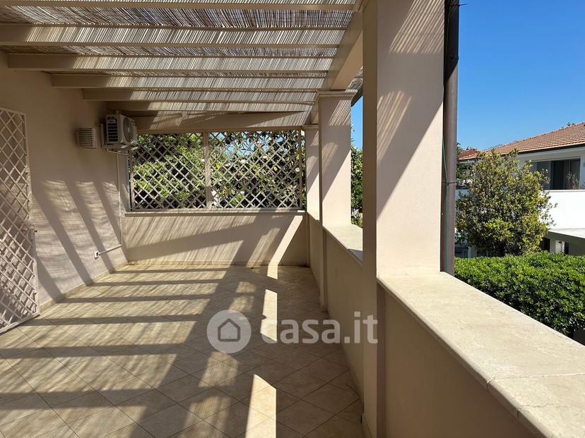 Villa in Via Giuseppe Mazzini 80