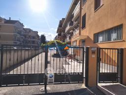 Quadrilocale in Via U. Foscolo 44
