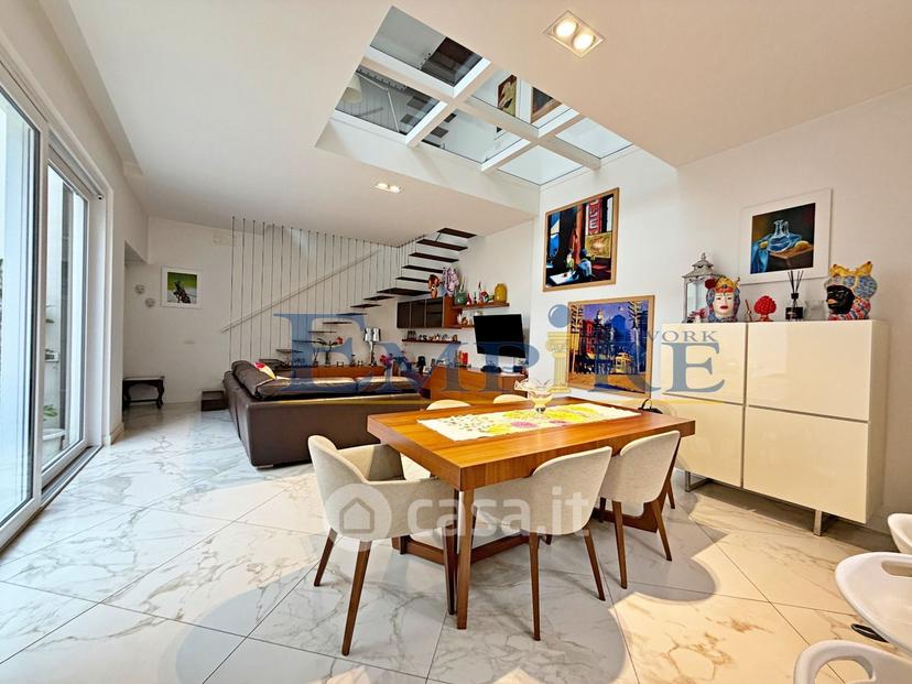 Villa in Via Solferino 48 — foto 30 di 35