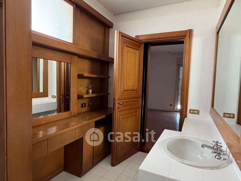Appartamento in Corso Vittorio Emanuele 122 — foto 24 di 35
