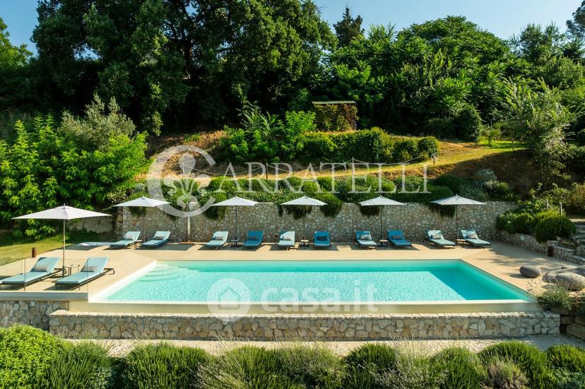 Villa in Via degli Olmi 10 — foto 4 di 62