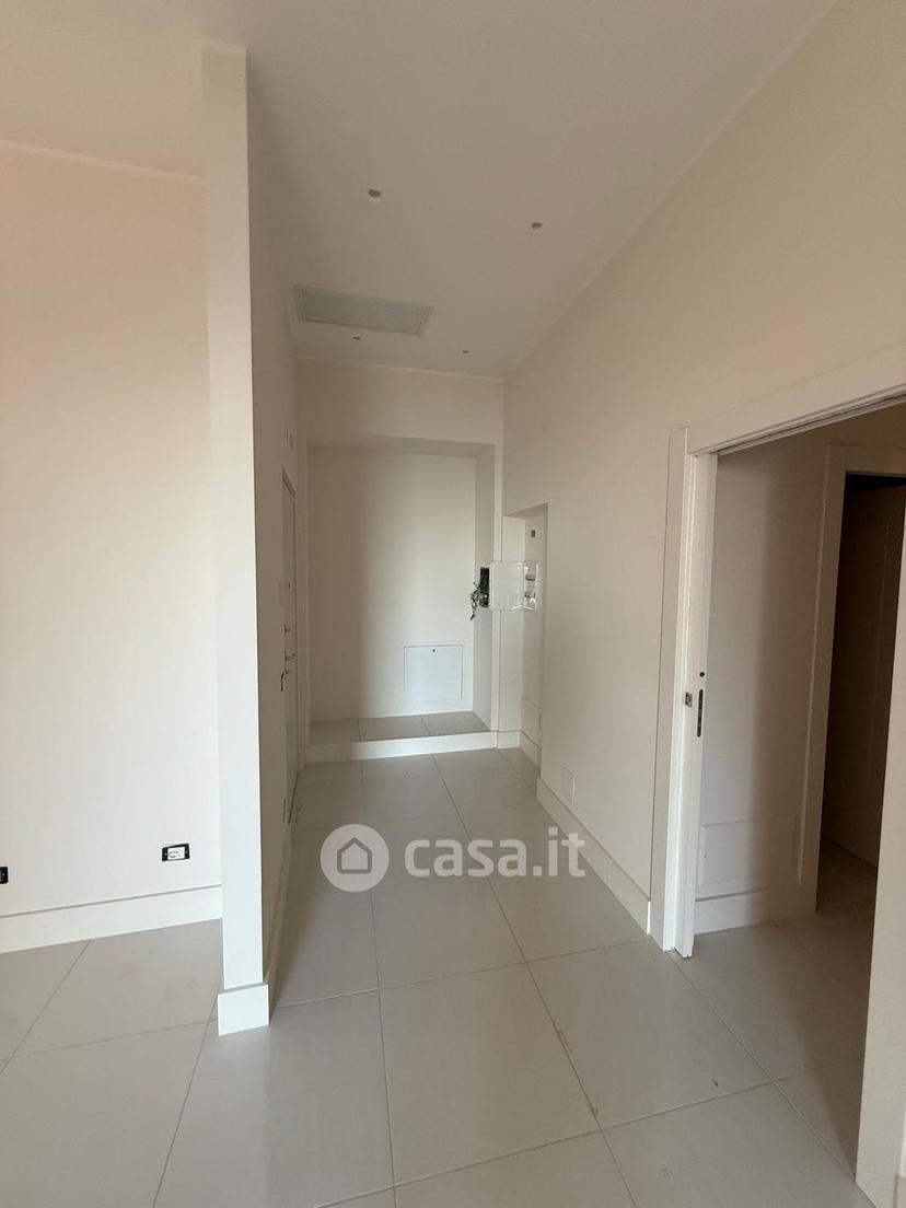 Trilocale in Via Tullia 19 — foto 15 di 26