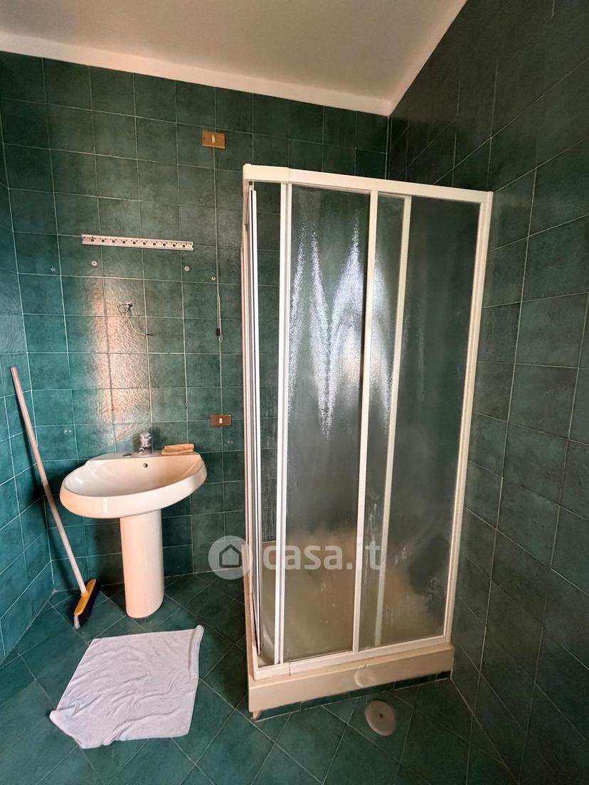 Quadrilocale in Via Gian Domenico Romagnosi 4 — foto 10 di 26