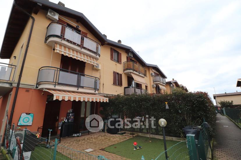 Trilocale in Via Eugenio Montale — foto 15 di 25