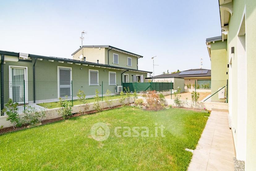 Villa in Via Mario Baratta — foto 11 di 63