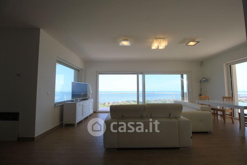 Villa in Contrada San Silvestro — foto 37 di 45