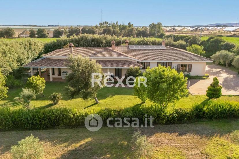 Villa in Sp13 — foto 10 di 33