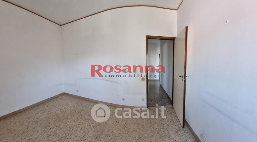 Quadrilocale in Via Alfredo Ascoli 57127 — foto 19 di 46