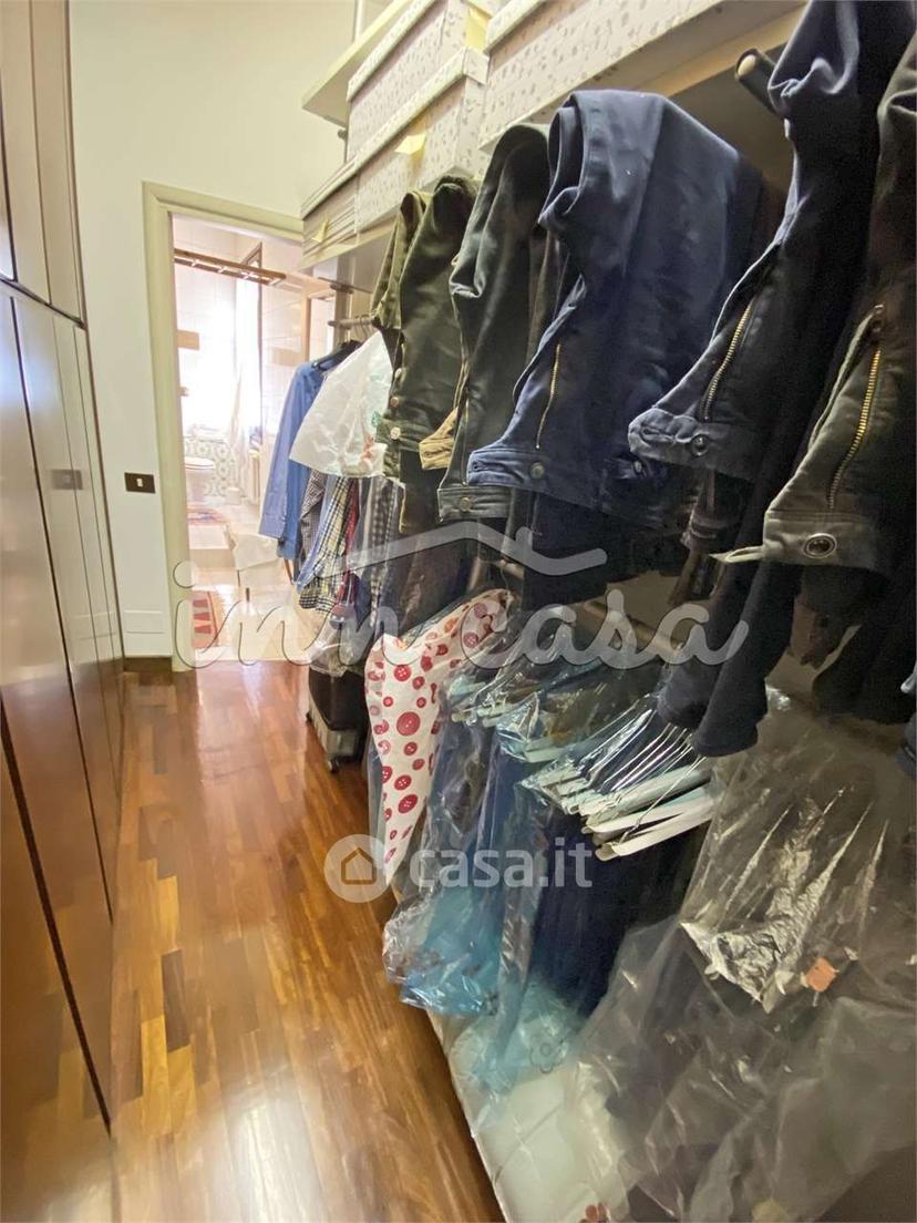 Villa in Via Giuseppe Soleri Brancaleoni 5 — foto 18 di 35