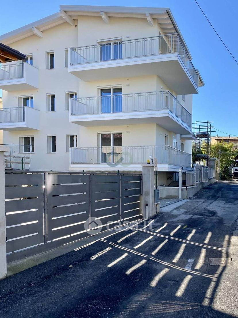 Trilocale in Via San Chiara 1 — foto 17 di 17