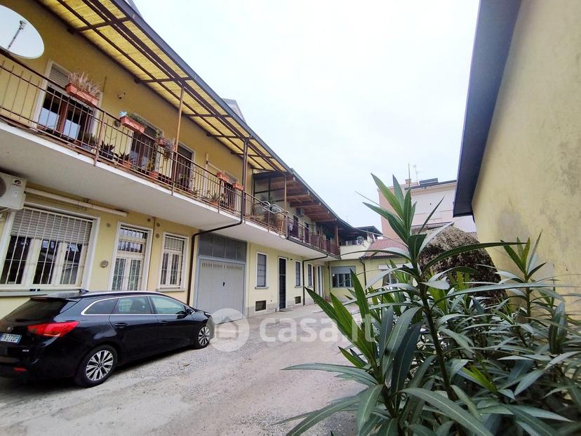 Trilocale in Via Volturno — foto 3 di 35