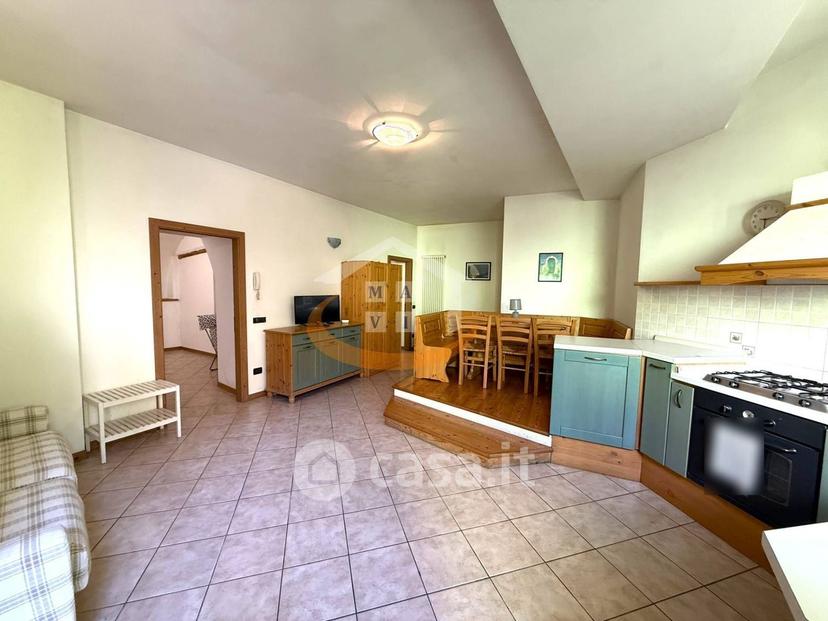 Appartamento in Via Dosso di Barco 5 — foto 5 di 27