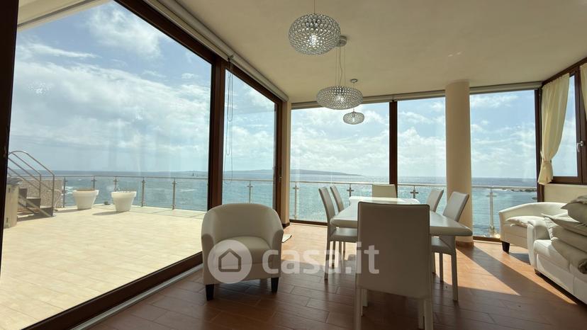 Villa in Via Leonardo da Vinci 19 — foto 12 di 49