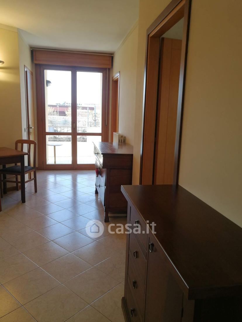 Stanza in Via Edoardo Ferravilla — foto 9 di 25