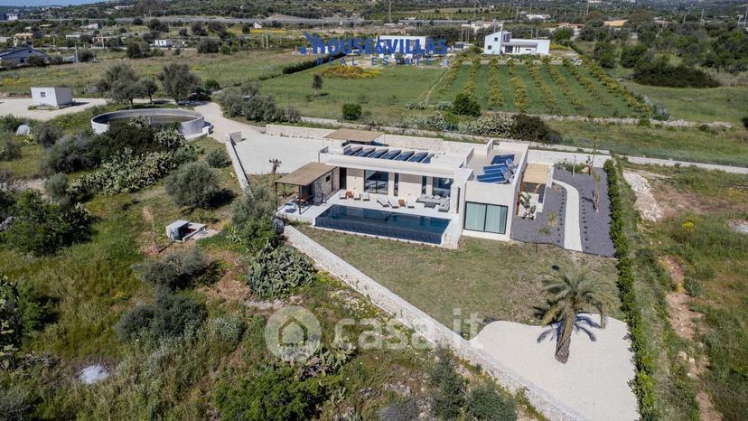 Villa in Via Puzzi — foto 60 di 68