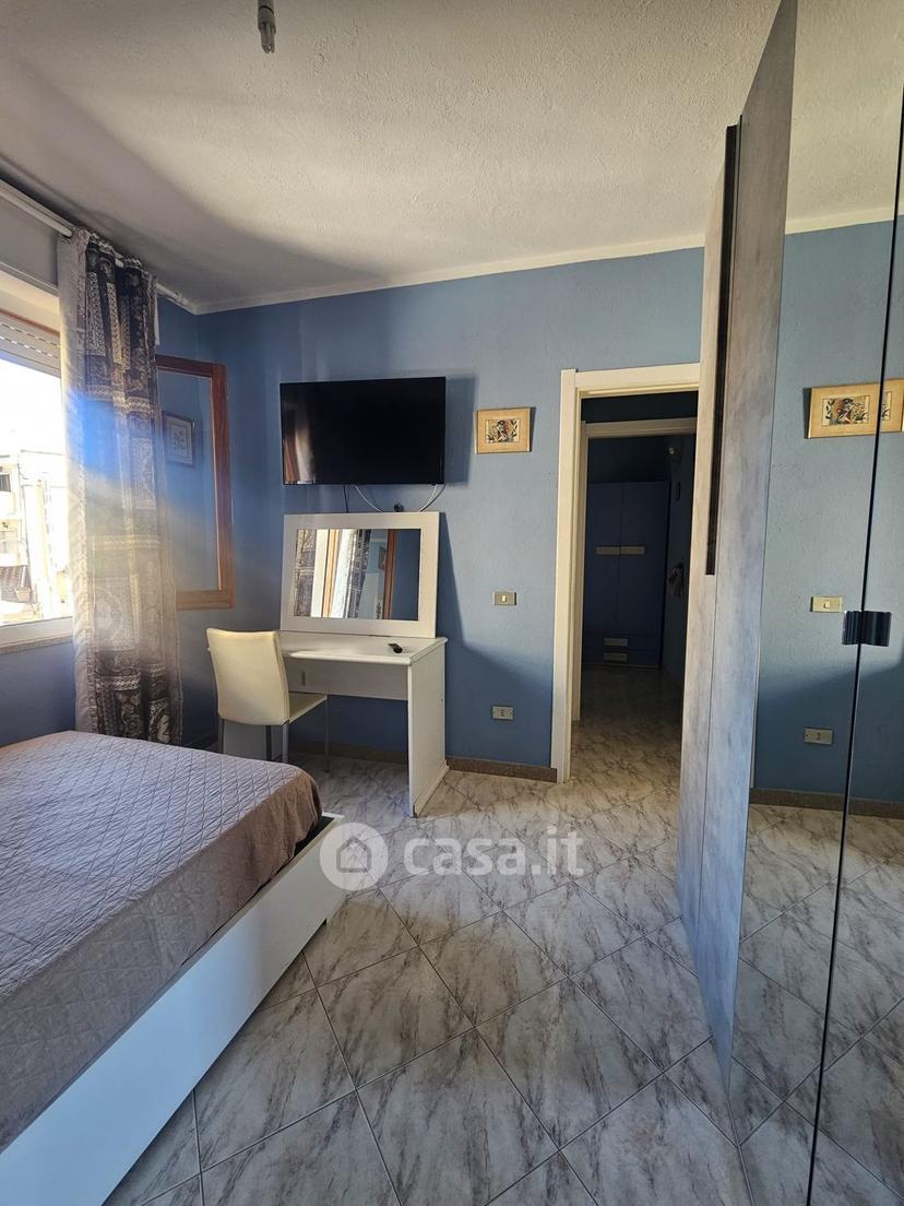 Stanza in Via Arno 2 /b — foto 11 di 14