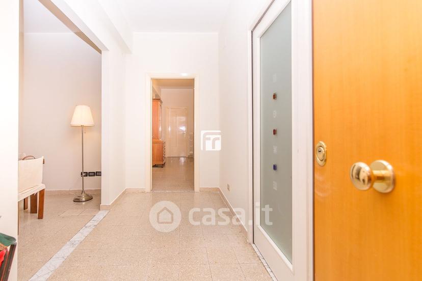 Stanza in Viale Principe di Piemonte 64 — foto 8 di 29