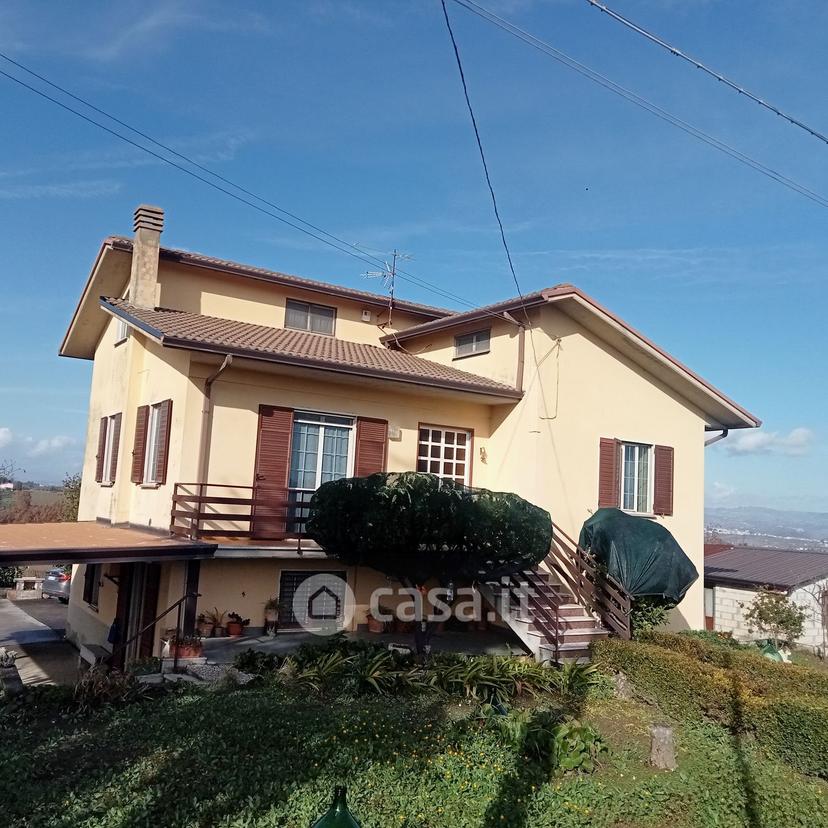 Villa in Contrada Vertecchia — foto 18 di 31