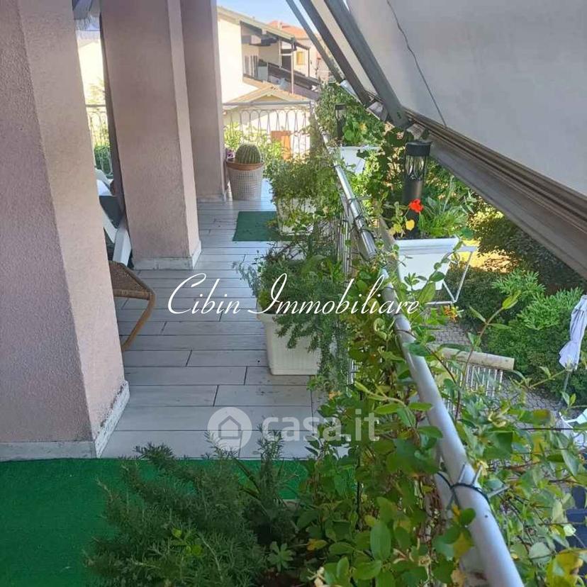 Stanza in Via G.marconi — foto 6 di 37