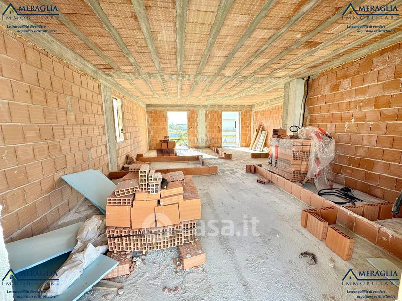 Villa in Via della Repubblica — foto 3 di 31