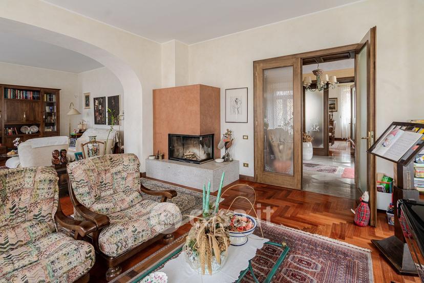 Villa in Via Don Giovanni Minzoni — foto 30 di 81