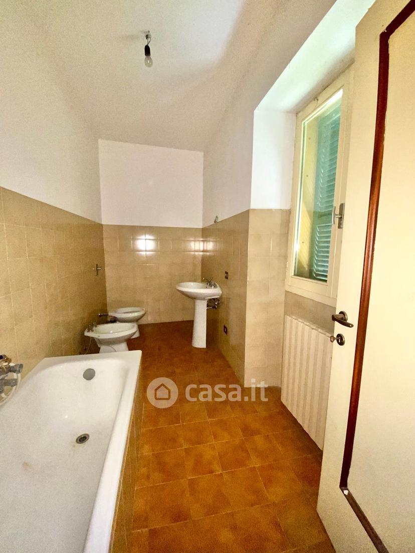 Bilocale in Via Roma — foto 2 di 22