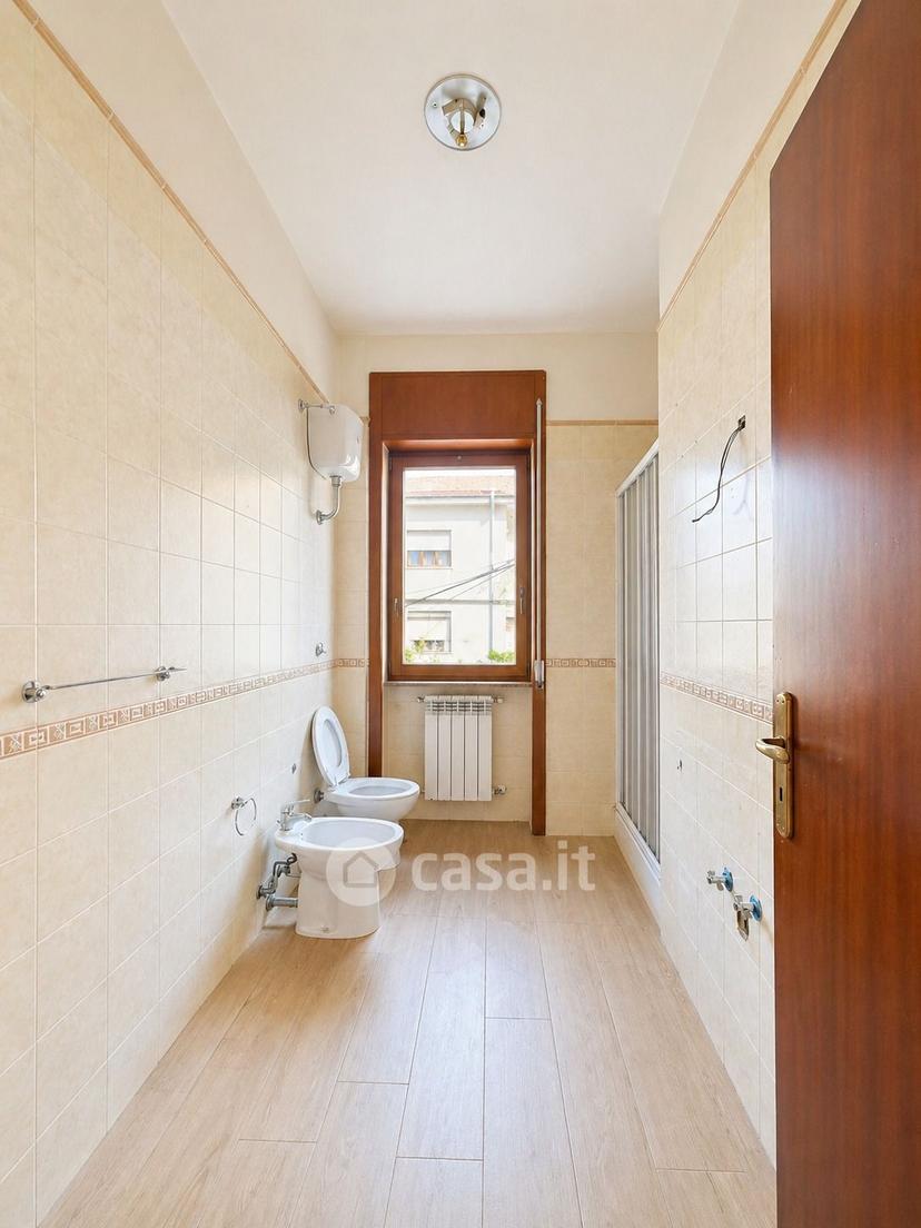 Trilocale in Via Fratelli Cervi 19 — foto 17 di 23