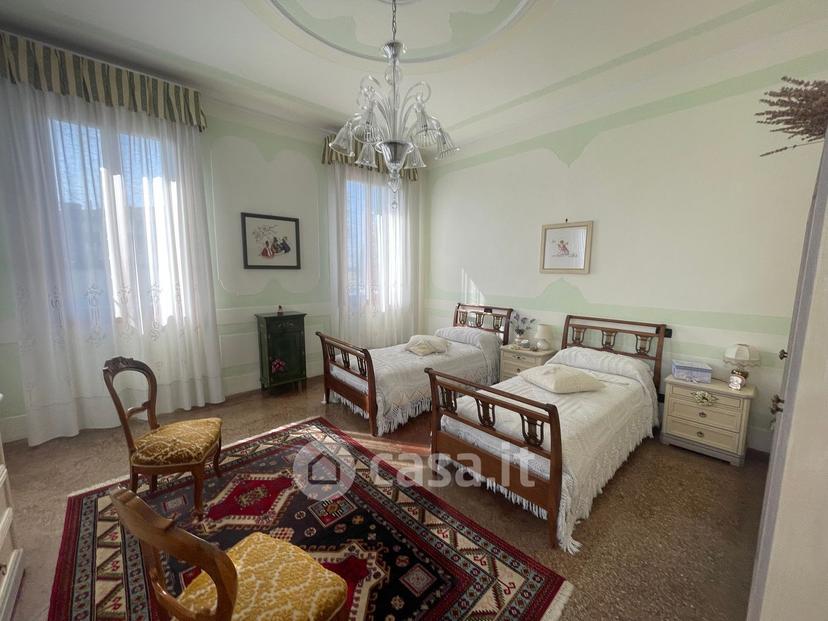 Villa in Via Argine Dx Novissimo — foto 3 di 85