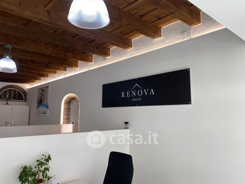 Trilocale in Via S. Nazaro 69 — foto 9 di 33