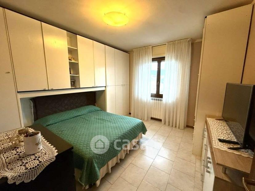 Quadrilocale in Via della Costituzione — foto 31 di 31
