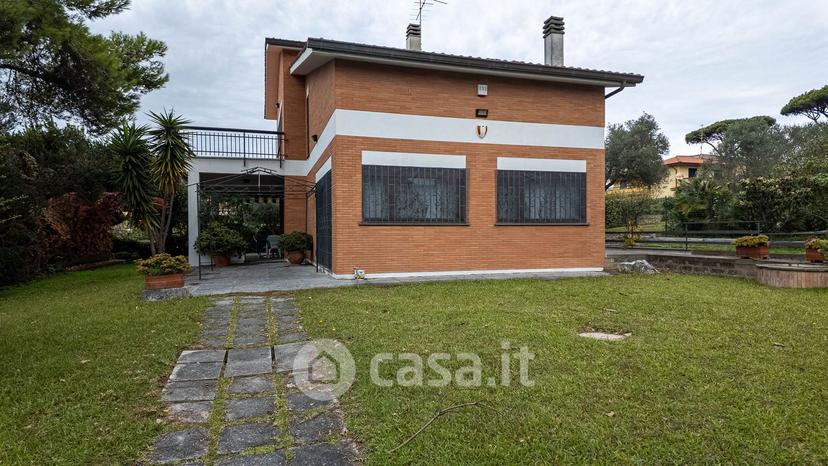 Villa in Via degli Allori E Lauri — foto 44 di 64