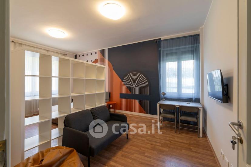 Stanza in Lungo Dora Firenze 19 — foto 10 di 74
