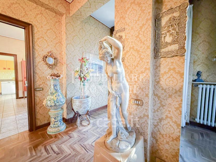 Villa in Via Marinotti — foto 39 di 58