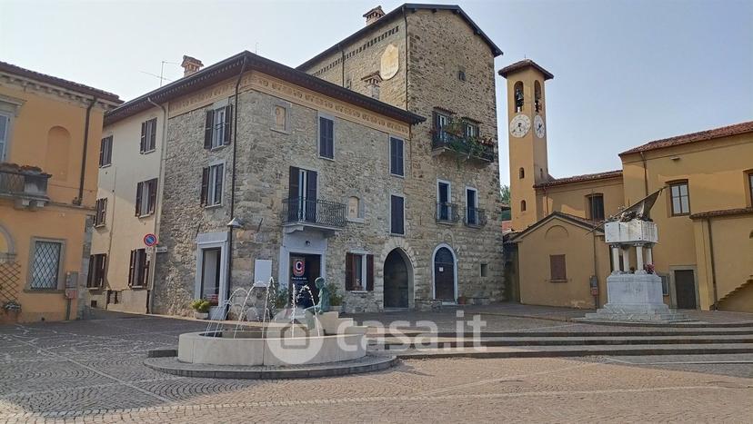 Trilocale in Piazza Giuseppe Garibaldi — foto 27 di 49