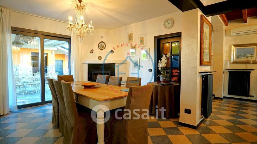 Villa in Via Roma — foto 19 di 58