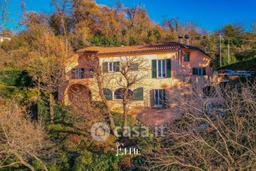 Villa in Via Verbano