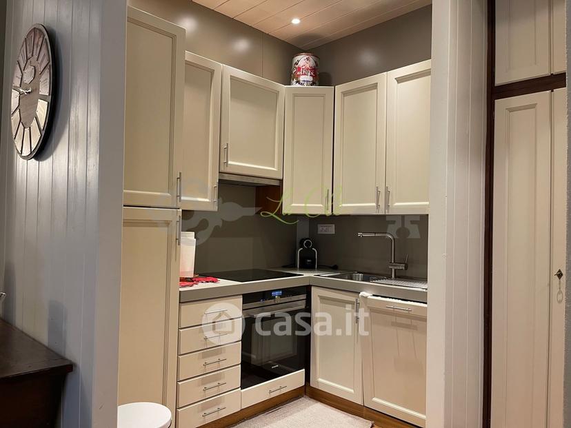 Trilocale in Via Col Ferret 6 — foto 9 di 35