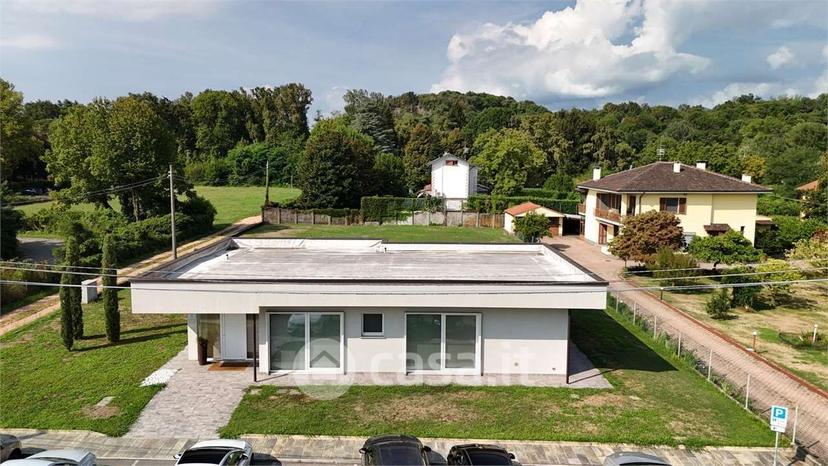Villa in Via Giacomo Leopardi 77 — foto 4 di 36