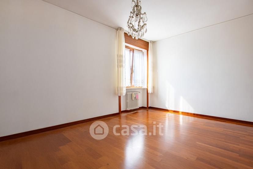 Quadrilocale in Via Corno d'Aquilio 15 — foto 38 di 44